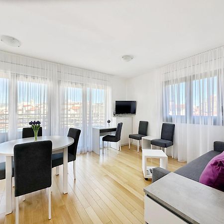 Апартаменты S'Akvarel 4 - Private Garage Сплит Экстерьер фото
