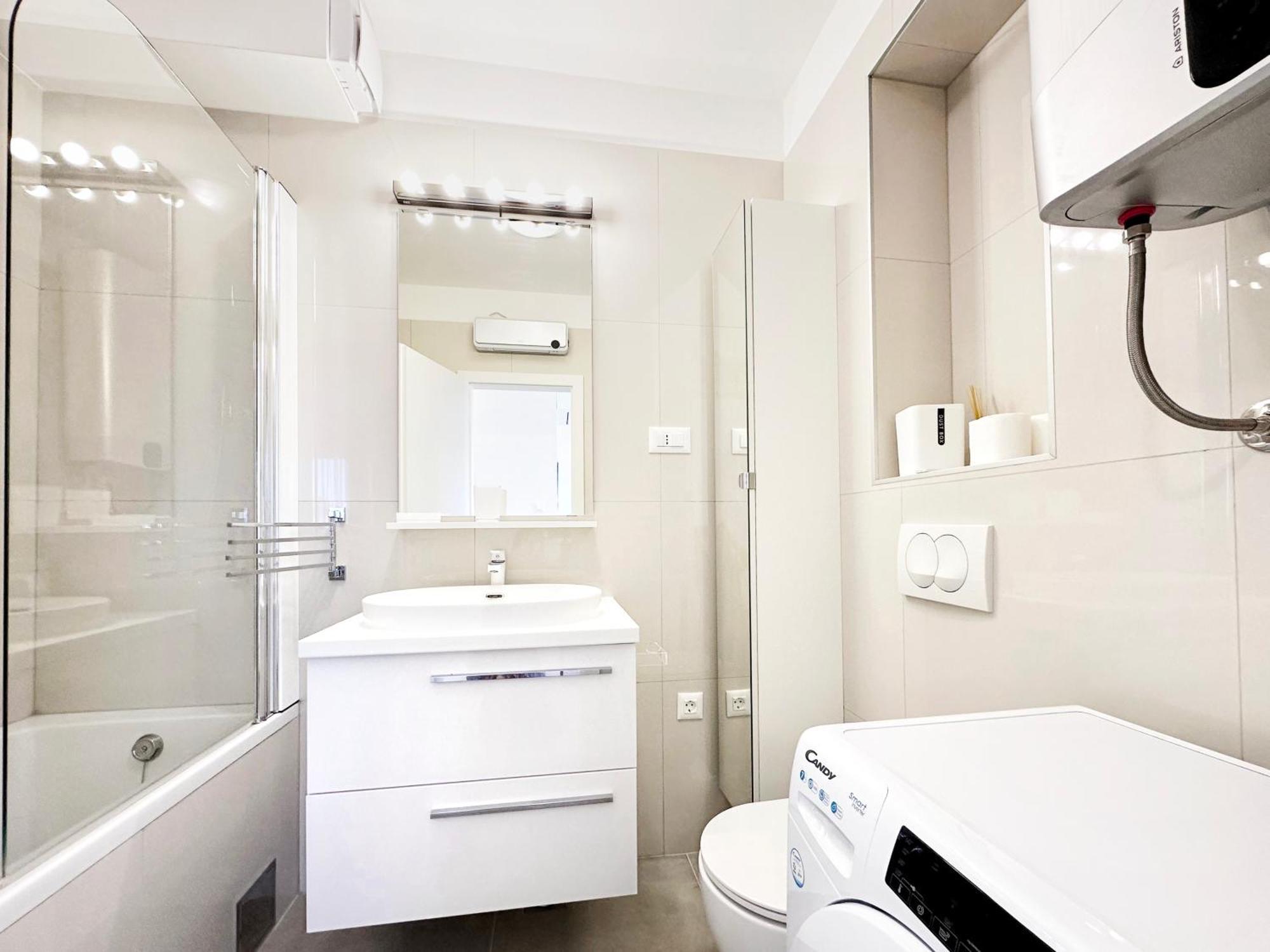 Апартаменты S'Akvarel 4 - Private Garage Сплит Экстерьер фото